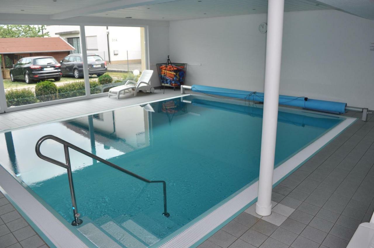 Ferienresidenz Seegarten -Andrea App1 - Beheizter Indoor-Pool Bodman-Ludwigshafen Buitenkant foto